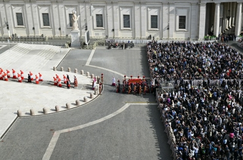 Lãnh đạo thế giới tề tựu ở Vatican dự lễ tang Giáo hoàng Francis
